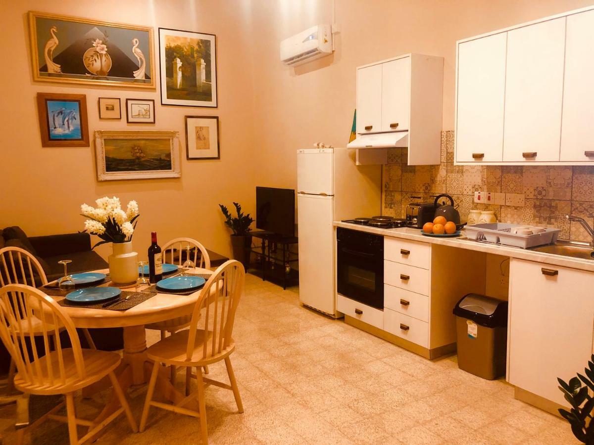 Karavella Vintage Apartment Пафос Экстерьер фото